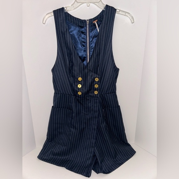 Free People Pants - Free People navy blue white pinstripe double breast Hayley shorts romper size 4